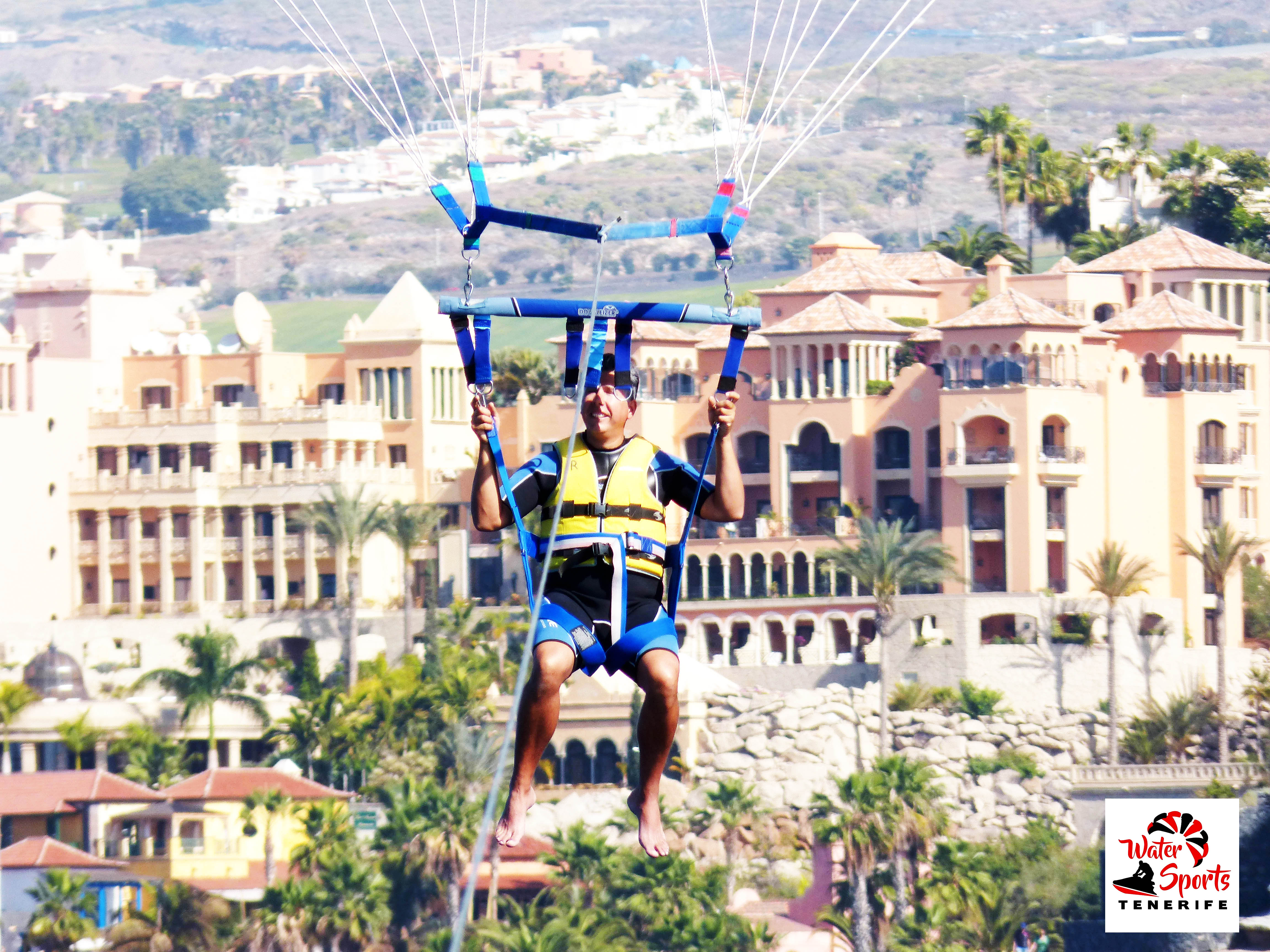 parapente parascending paracaidas vistas increibles en costa adeje puerto colon